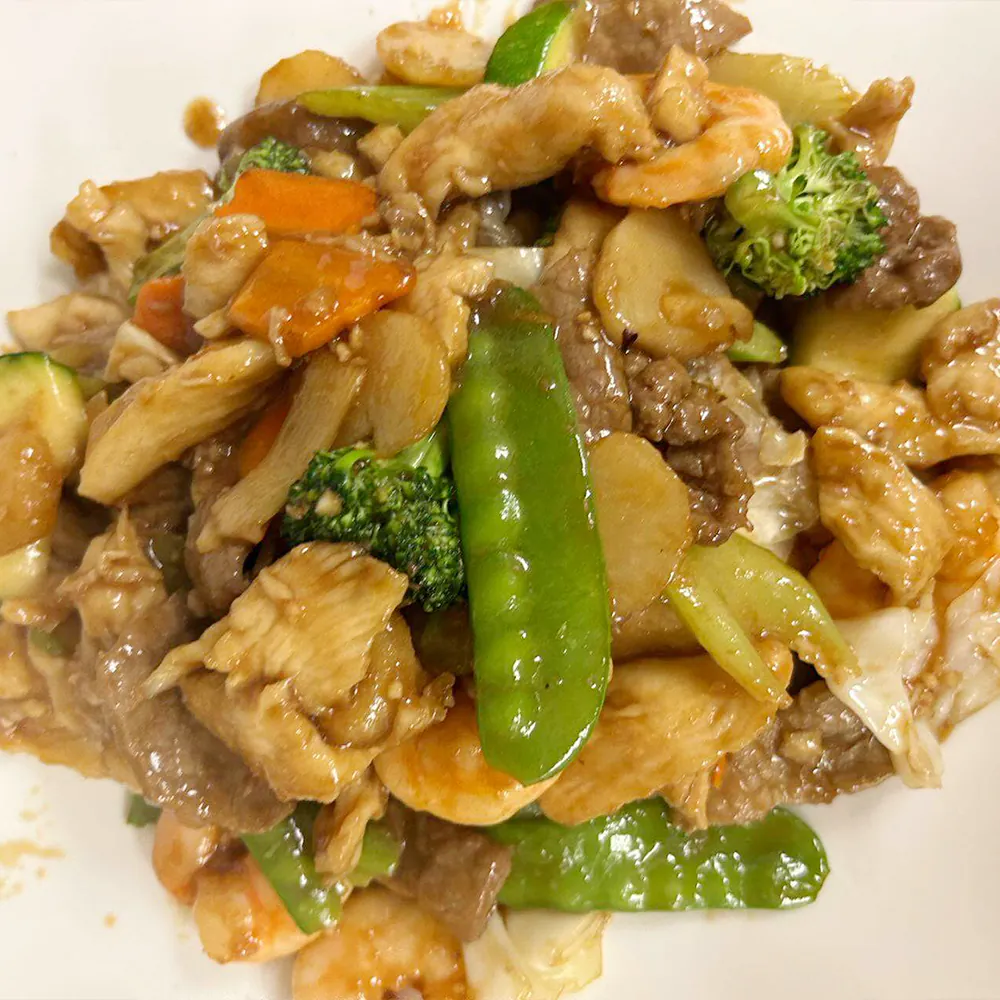 Three Delights Platter at Yu Kitchen, Asian Restaurant in Hurricane